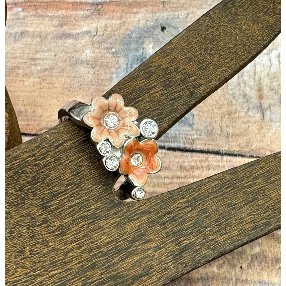 Silver Tone Ring Orange Floral Enamel Rhinestone Accents Size 9 Costume Jewelry‎